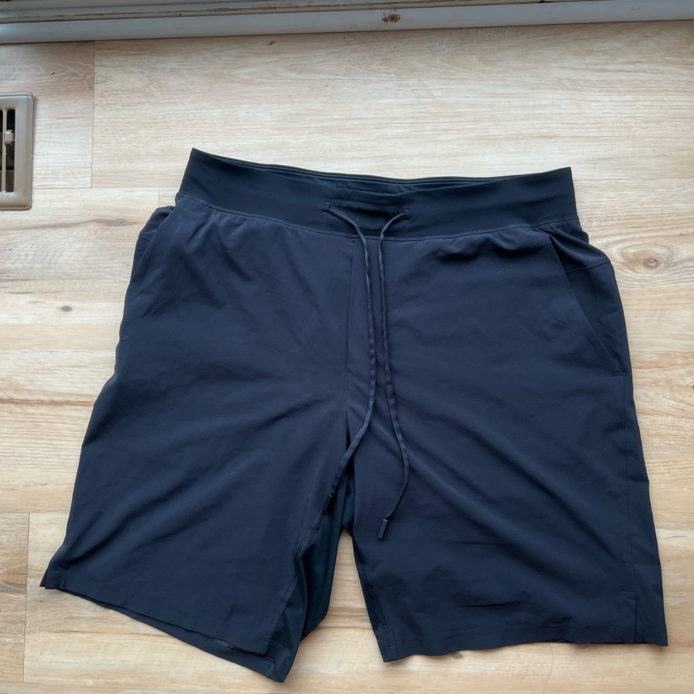 lululemon athletica Men's Black Athletic Shorts
